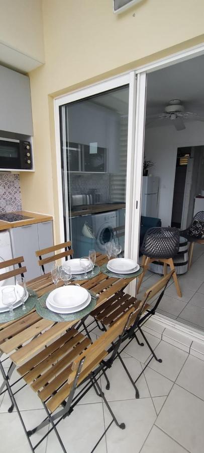 Apartamento Flamboyant De La Baie Trinite  Exterior foto
